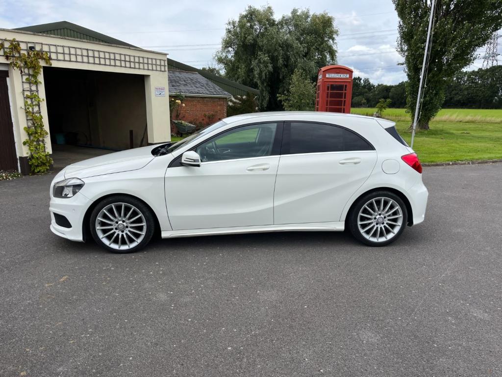 View MERCEDES-BENZ A CLASS A200 CDI BLUEEFFICIENCY AMG SPORT