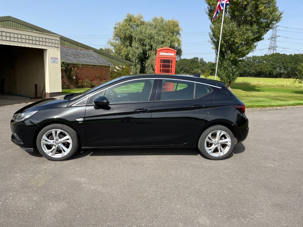 VAUXHALL ASTRA