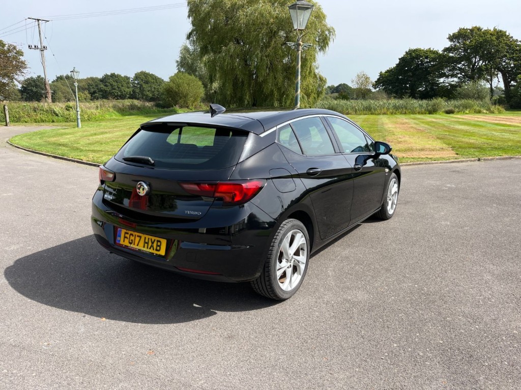 View VAUXHALL ASTRA 1.4 i Turbo SRi Nav