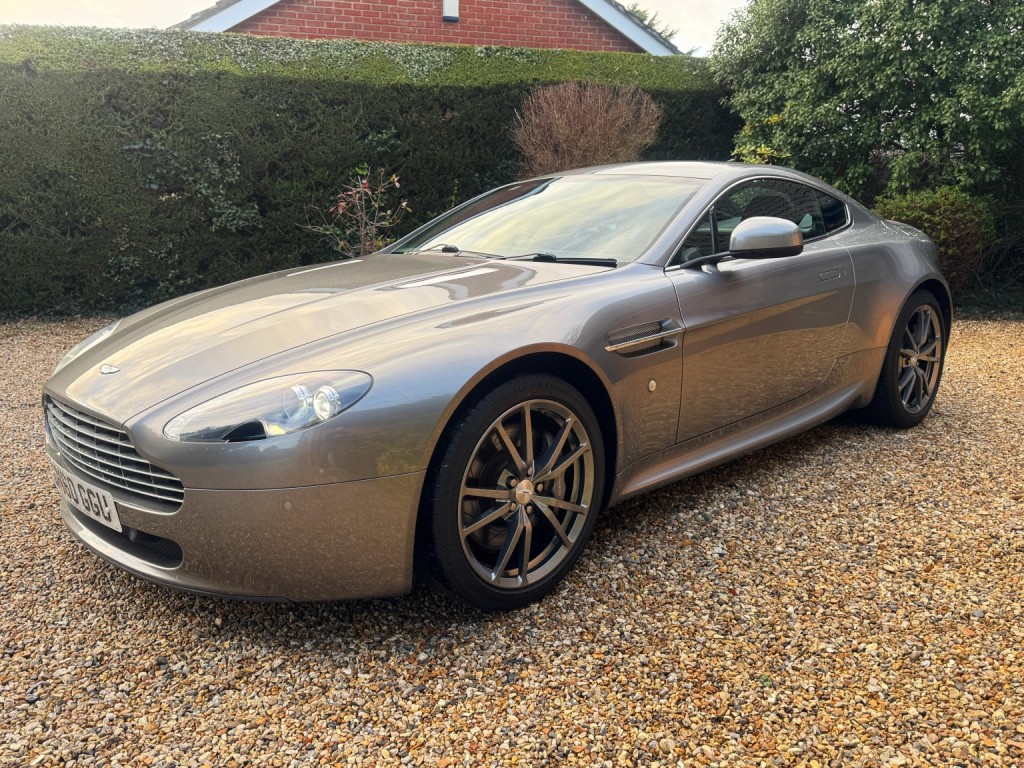 View ASTON MARTIN VANTAGE 4.7