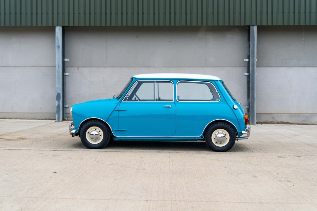 AUSTIN MINI
