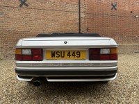PORSCHE 944