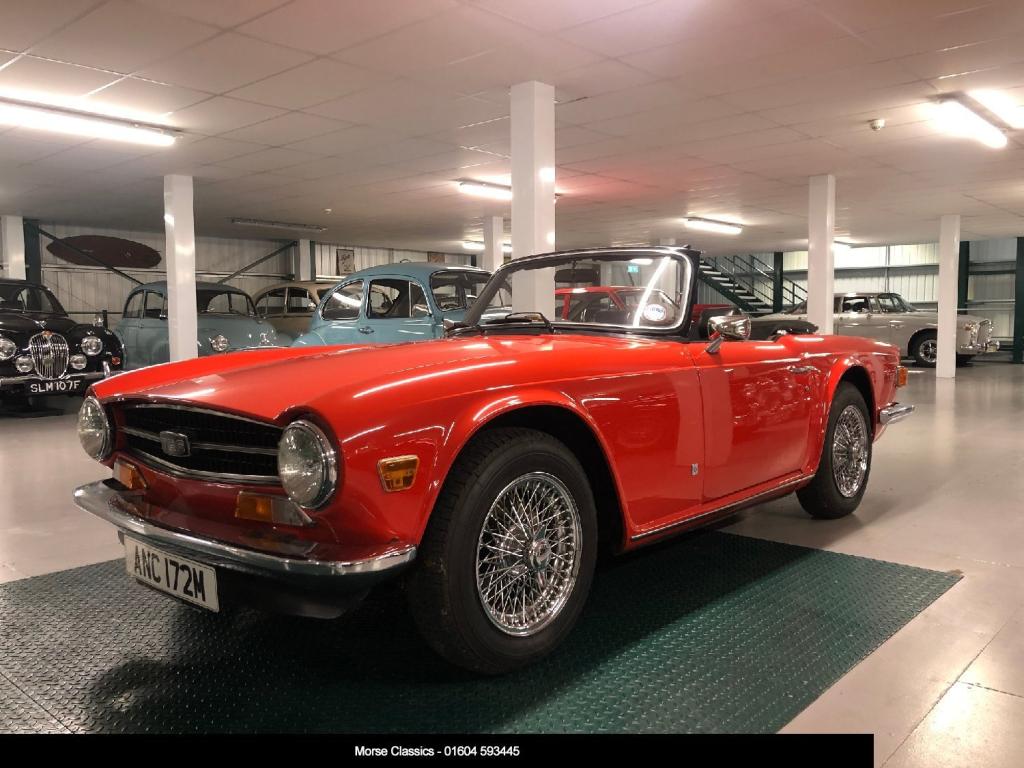 TRIUMPH TR6