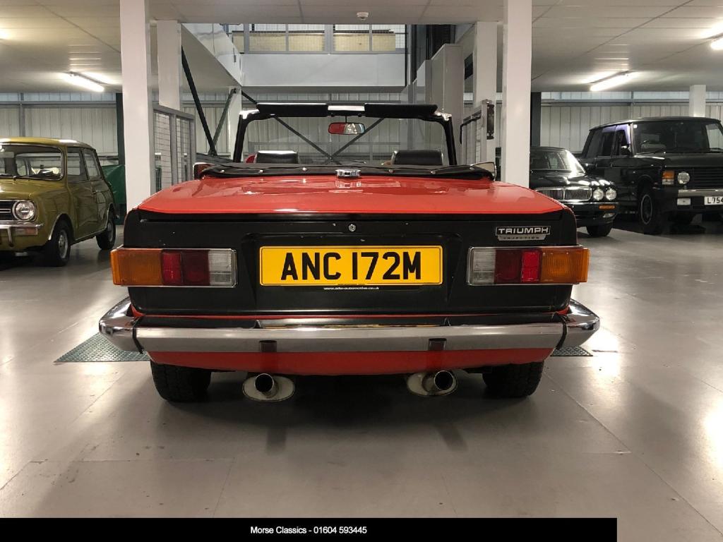 TRIUMPH TR6