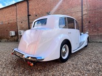 TRIUMPH 2000
