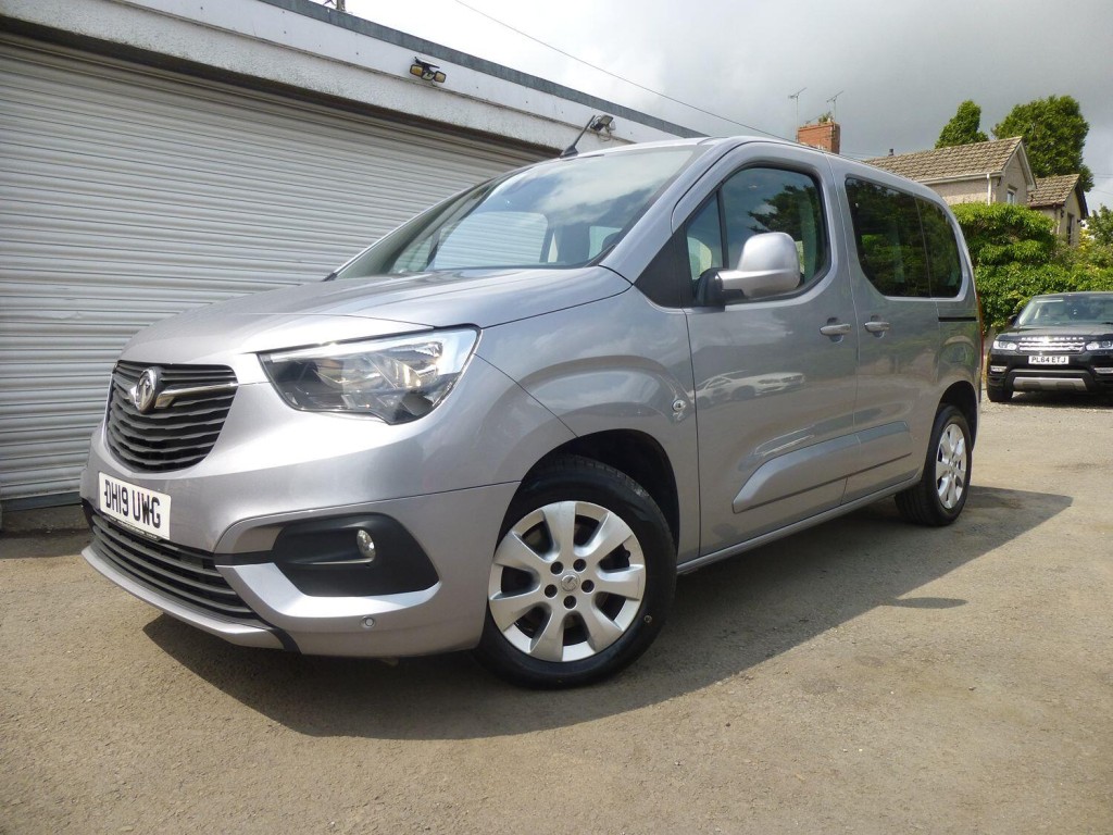 View VAUXHALL COMBO LIFE 1.2 TURBO ENERGY EDITION 7 SEATER MPV EURO6 ULEZ COMPLIANT