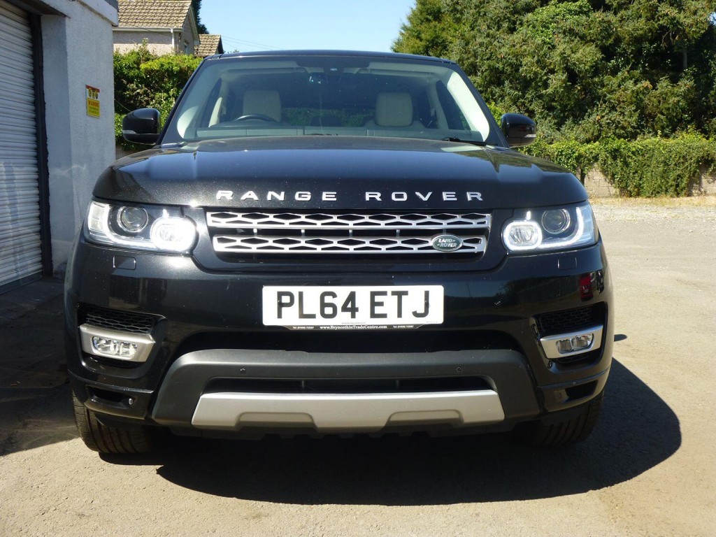 View LAND ROVER RANGE ROVER SPORT 3.0 SDV6 302 BHP HSE 4WD 8SPD AUTOMATIC EURO 5  SUV
