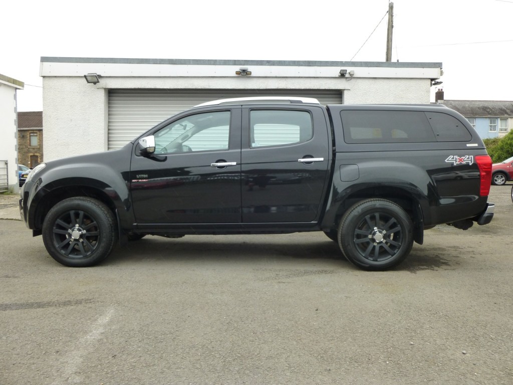 View ISUZU D-MAX 2.5 TD 161 BHP TWIN TURBO 4WD UTAH VISION LTD EDITION AUTO EURO5 DCB PICK-UP ** NO VAT **