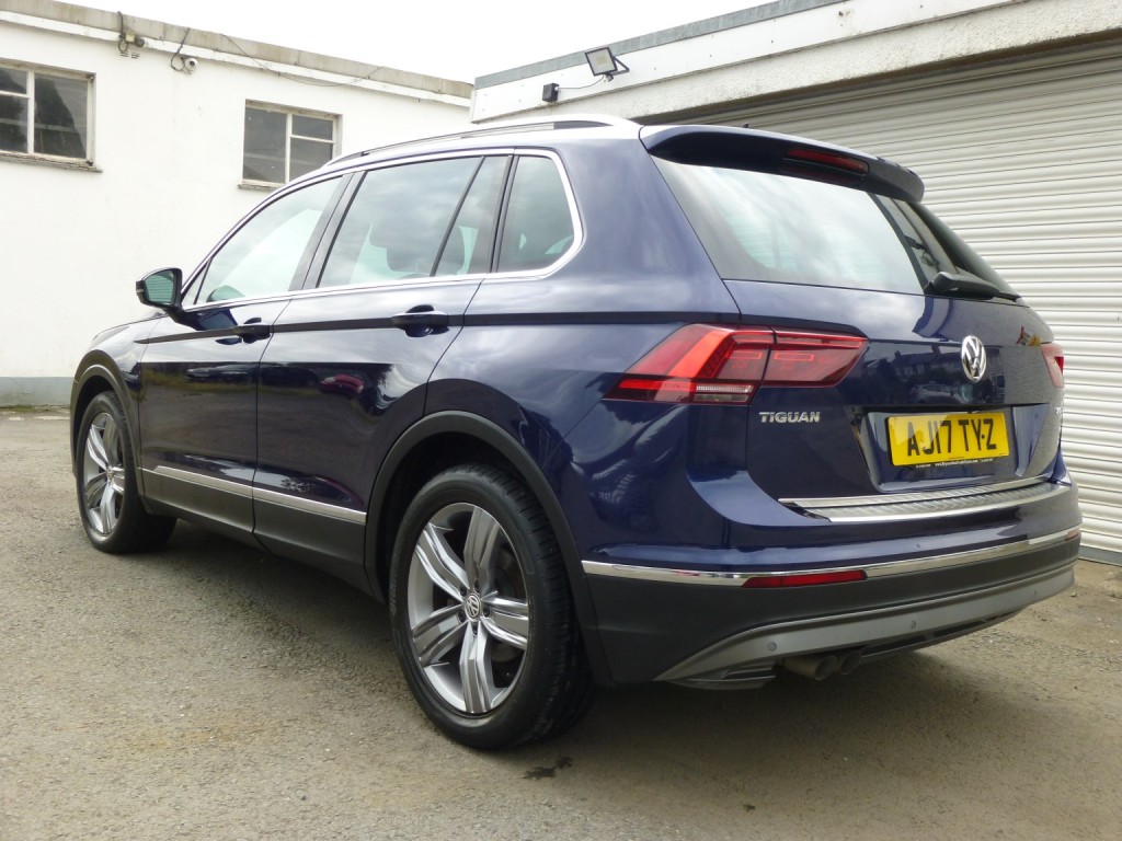 View VOLKSWAGEN TIGUAN 2.0 TDI 150 BHP BlueMotion Tech SEL EURO6 ULEZ 7 SPD DSG AUTOMATIC SUV