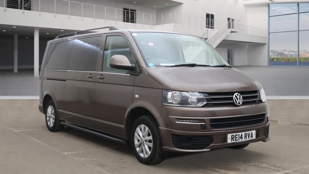 View VOLKSWAGEN TRANSPORTER 2.0 TDI 140 BHP T30 7SPD DSG AUTOMATIC  9 SEATER SHUTTLE SE ** NO VAT **