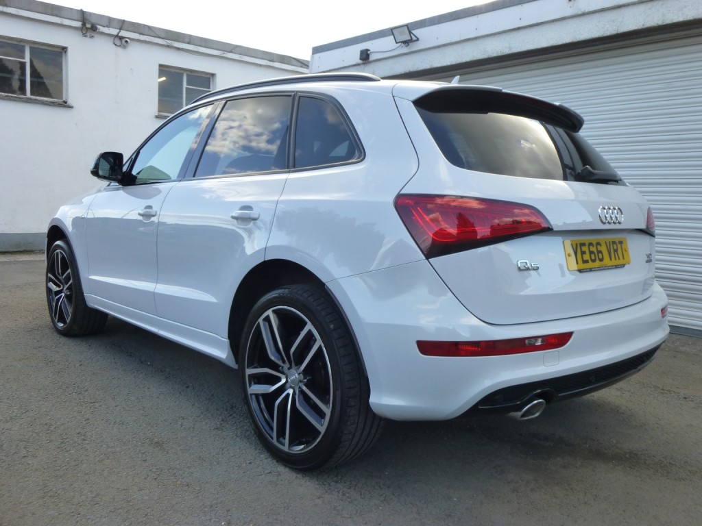 View AUDI Q5 2.0 TDI 190 BHP S LINE PLUS QUATTRO 7 SPD S TRONIC EURO6 ULEZ SUV