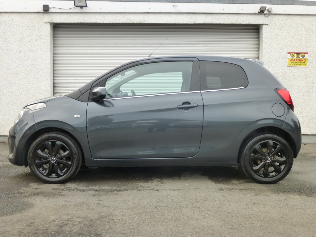 View CITROEN C1 1.2 PURE TECH FLAIR EDITION EURO6 ULEZ COMPLIANT 39000 MILES £20 R/TAX