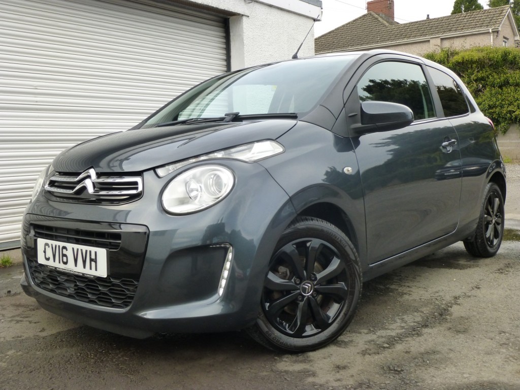 View CITROEN C1 1.2 PURE TECH FLAIR EDITION EURO6 ULEZ COMPLIANT 39000 MILES £20 R/TAX