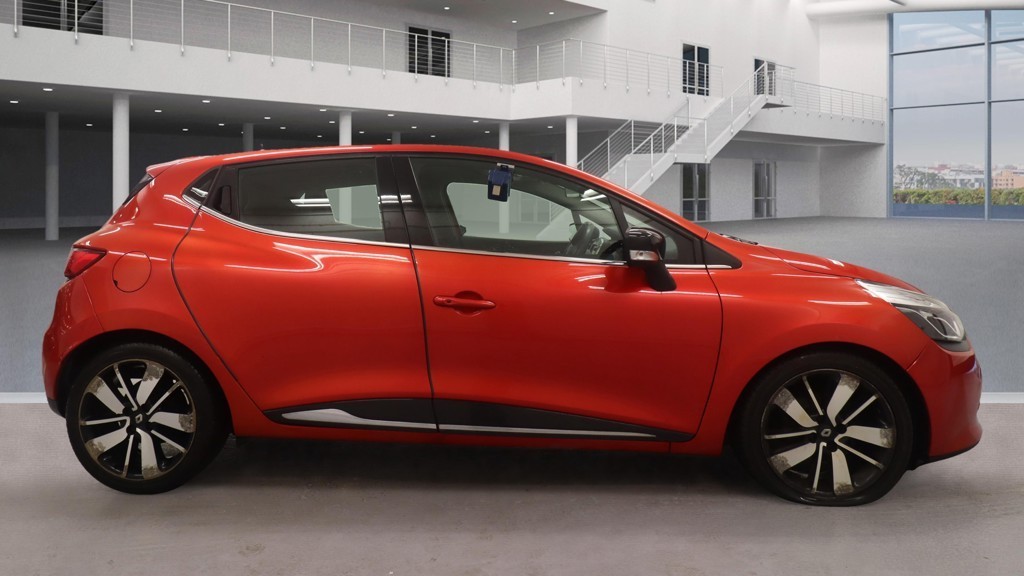View RENAULT CLIO 1.5 DYNAMIQUE S DCI 90 BHP MEDIA+NAV EDC AUTO EURO6 ULEZ