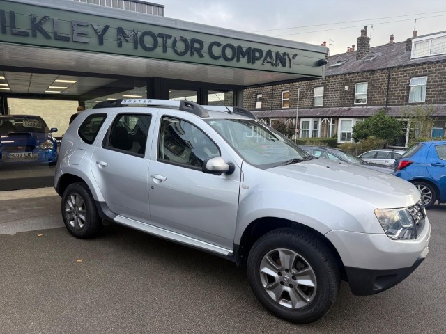 DACIA DUSTER 1.2 Laureate TCe 125 4x4