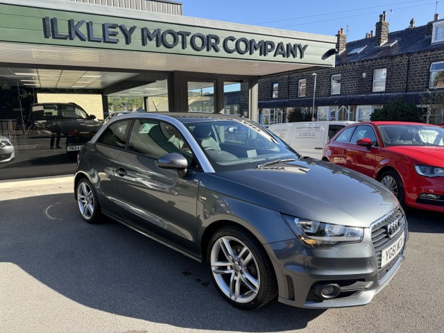 AUDI A1 1.4 TFSI S line