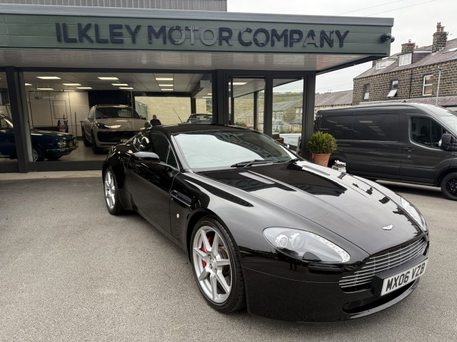 ASTON MARTIN VANTAGE 4.3 V8