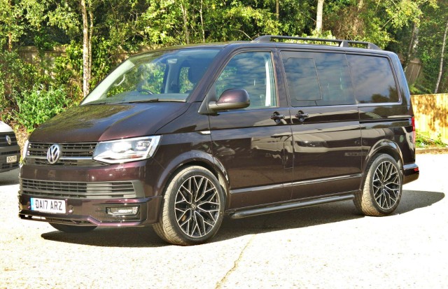 VOLKSWAGEN TRANSPORTER KOMBI