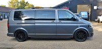 VOLKSWAGEN TRANSPORTER SHUTTLE