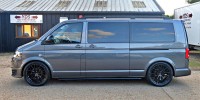 VOLKSWAGEN TRANSPORTER SHUTTLE