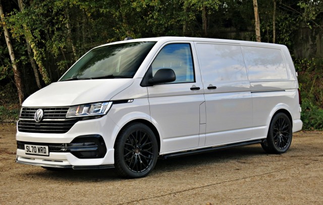 VOLKSWAGEN TRANSPORTER