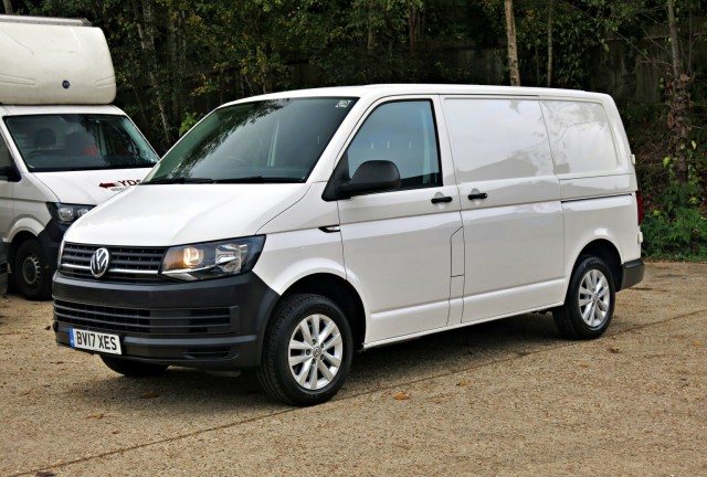 VOLKSWAGEN TRANSPORTER