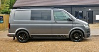 VOLKSWAGEN TRANSPORTER KOMBI