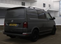 VOLKSWAGEN TRANSPORTER KOMBI