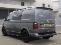 VOLKSWAGEN TRANSPORTER KOMBI