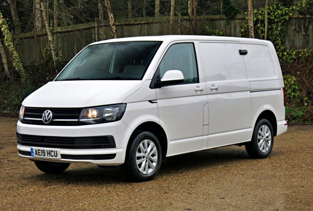 VOLKSWAGEN TRANSPORTER