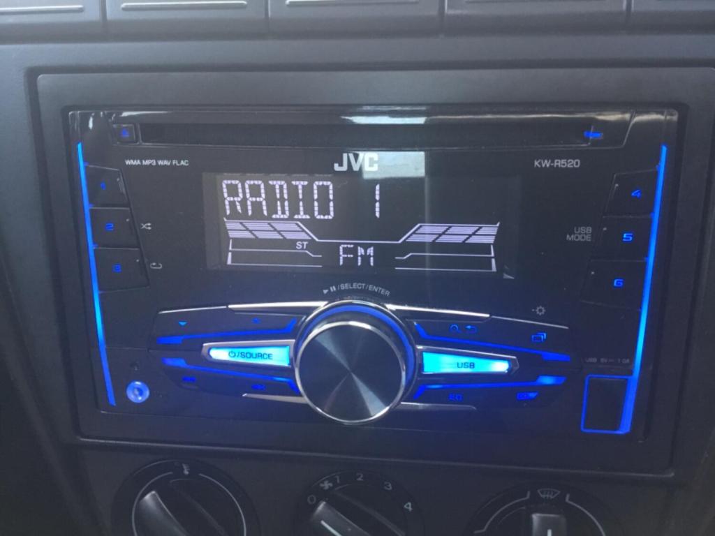 VOLKSWAGEN FOX