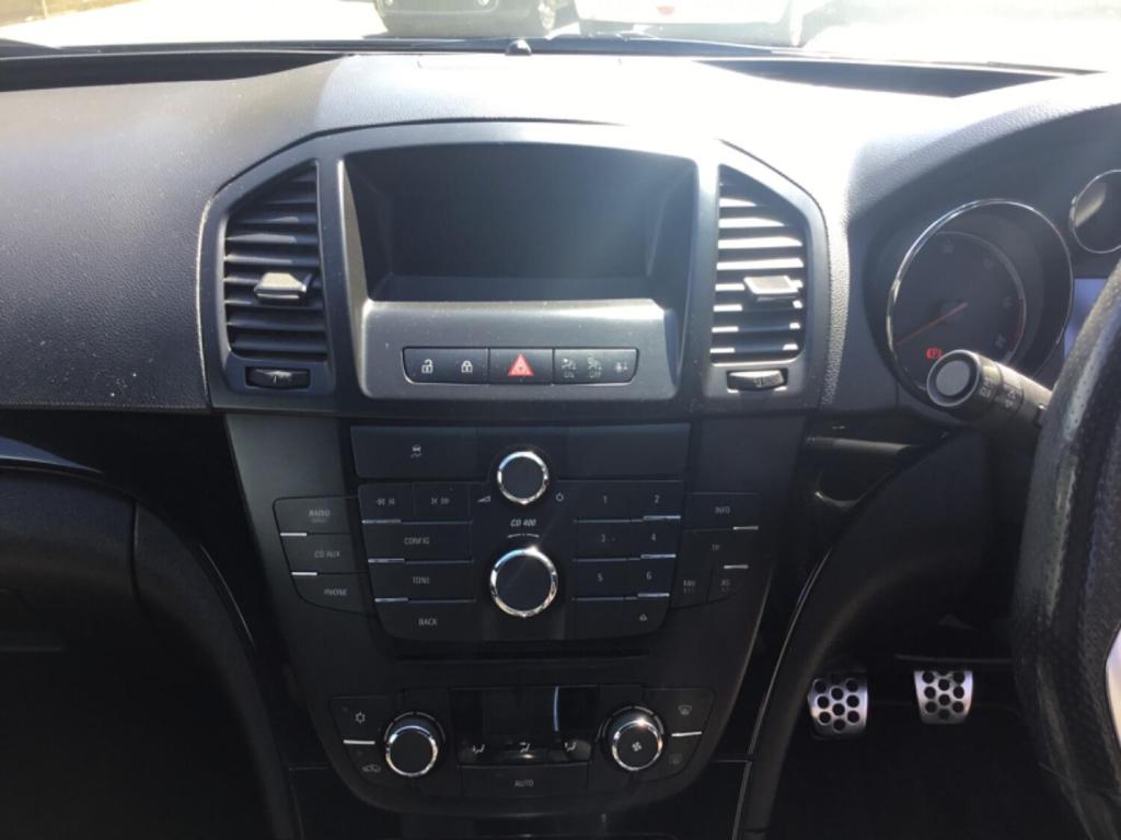VAUXHALL INSIGNIA