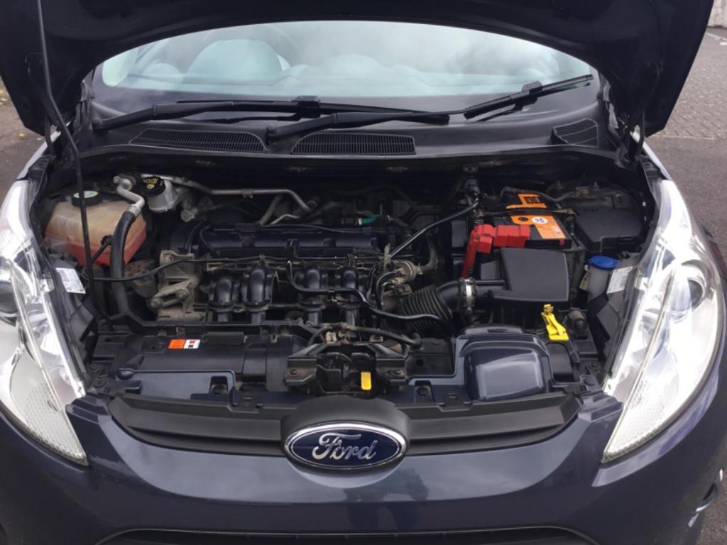 FORD FIESTA