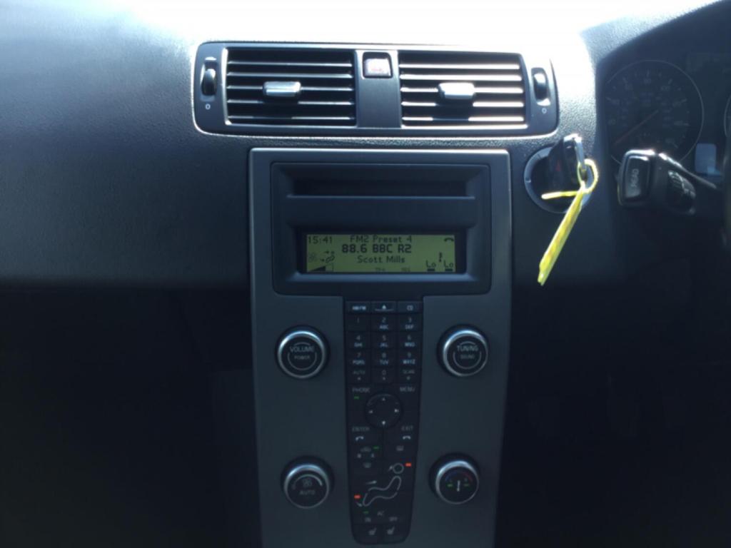 VOLVO S40