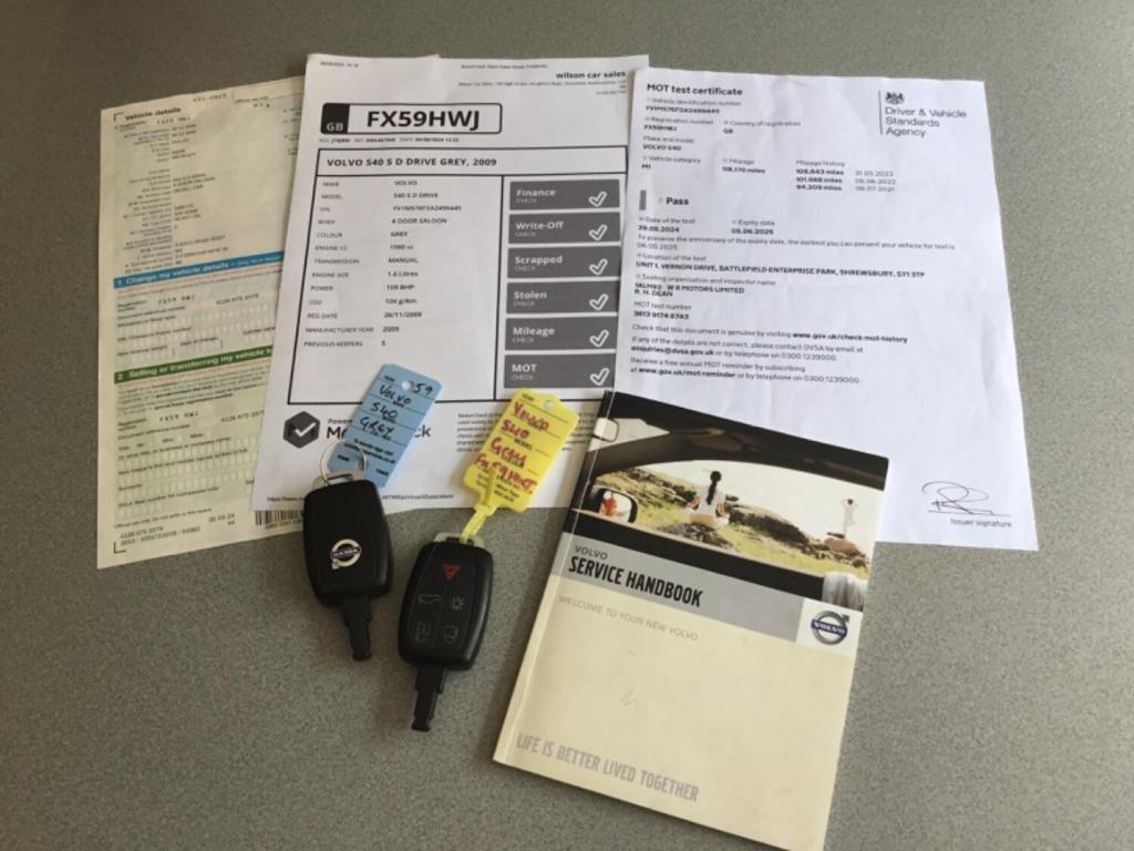 VOLVO S40