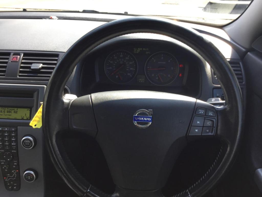 VOLVO S40