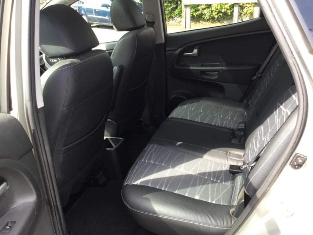 KIA VENGA