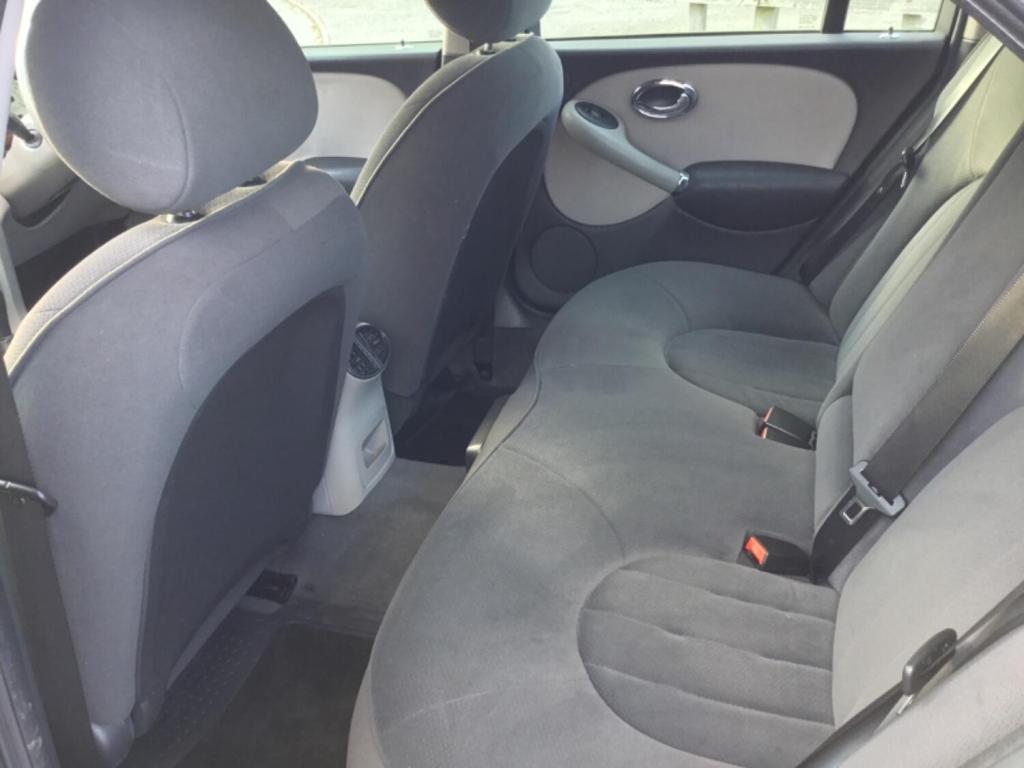 ROVER 75