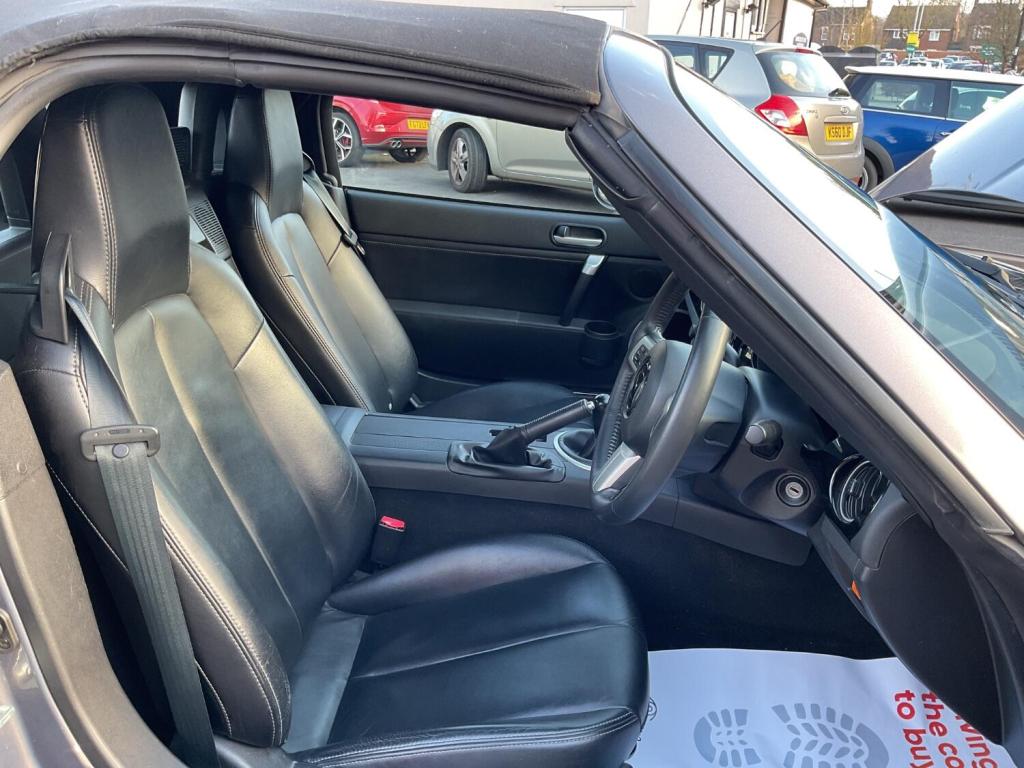 MAZDA MX-5