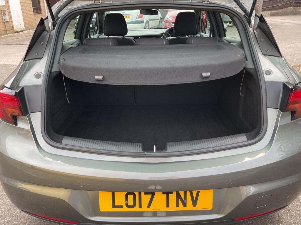 VAUXHALL ASTRA