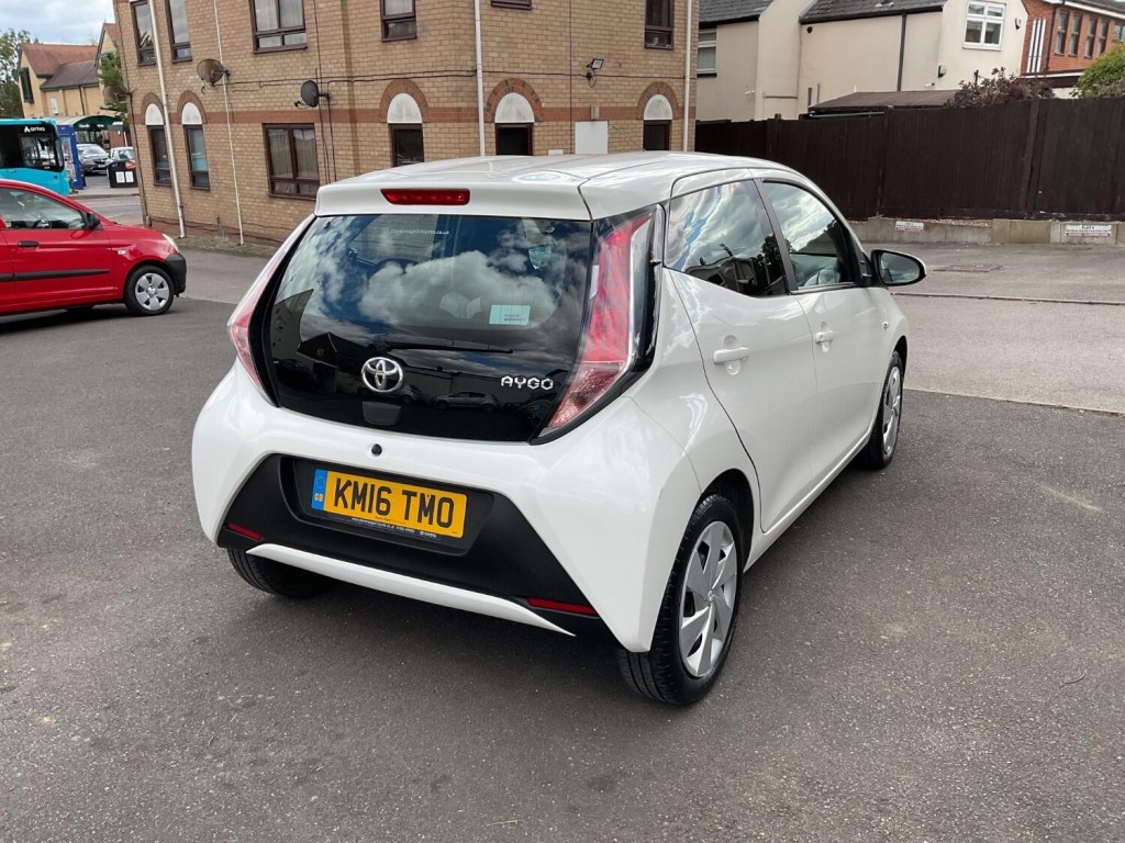 TOYOTA AYGO