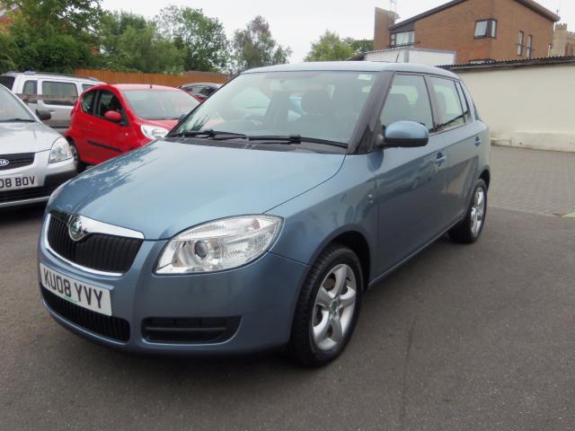 SKODA FABIA  2