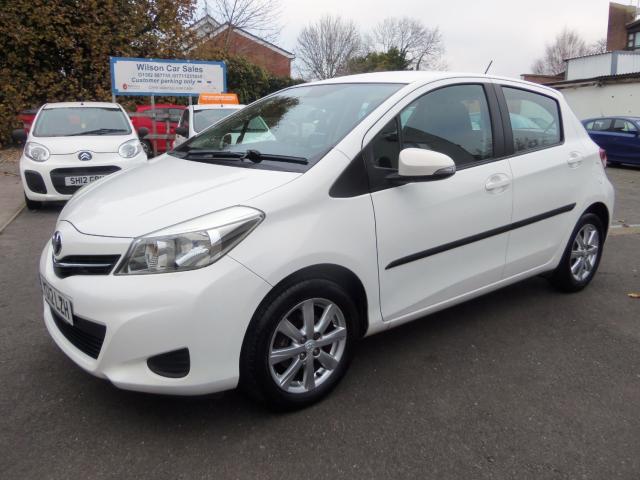 TOYOTA YARIS VVT-I TR