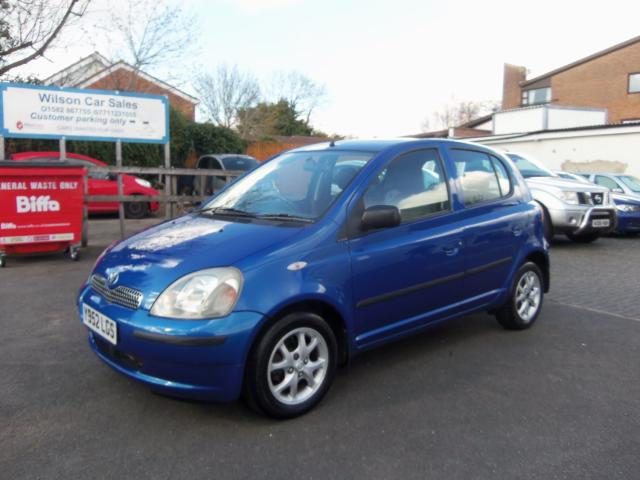 TOYOTA YARIS VVTI CDX