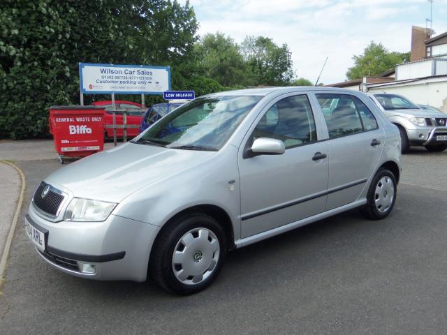 SKODA FABIA COMFORT 64BHP