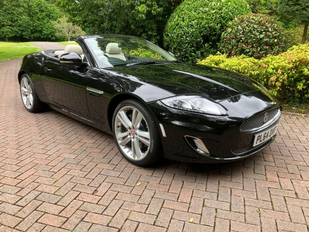 View JAGUAR XK 5.0 V8 Signature