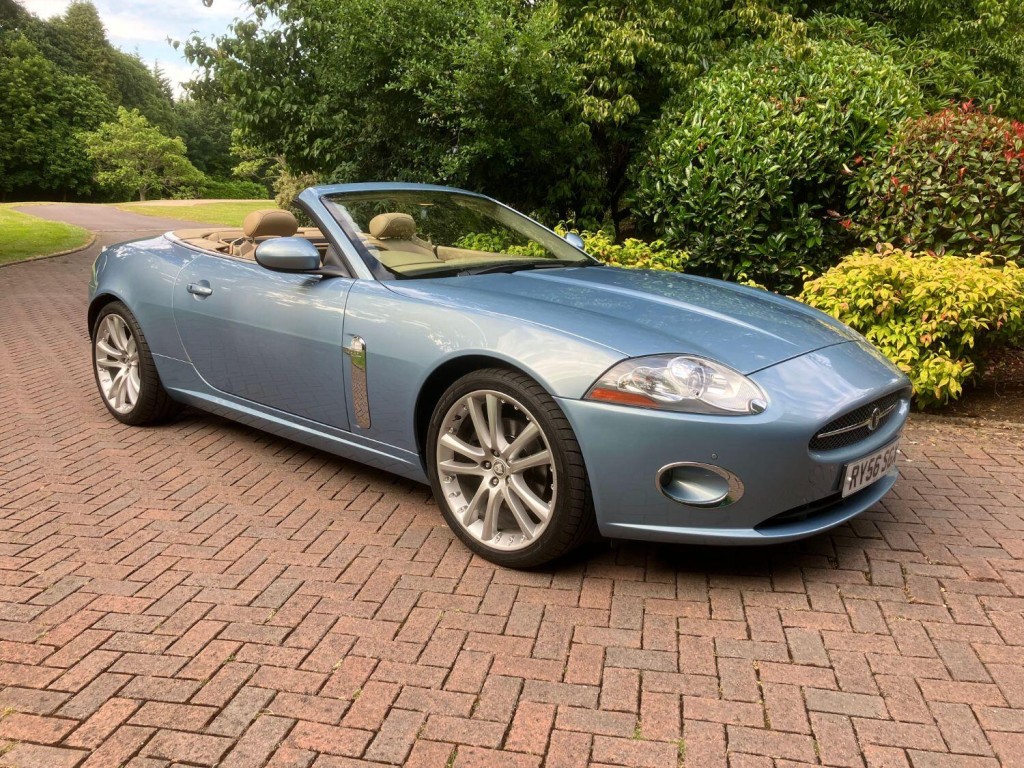 View JAGUAR XK 4.2 V8