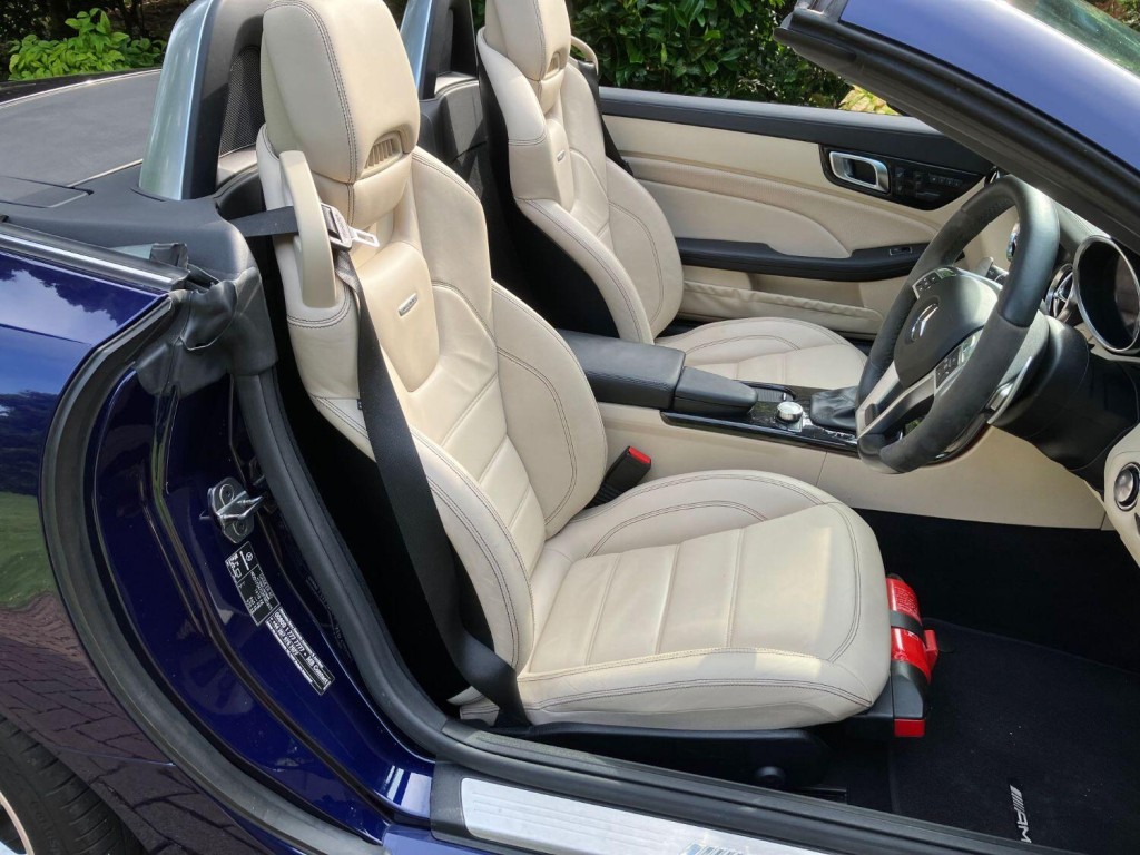 View MERCEDES-BENZ SLK 5.5 SLK55 V8 AMG