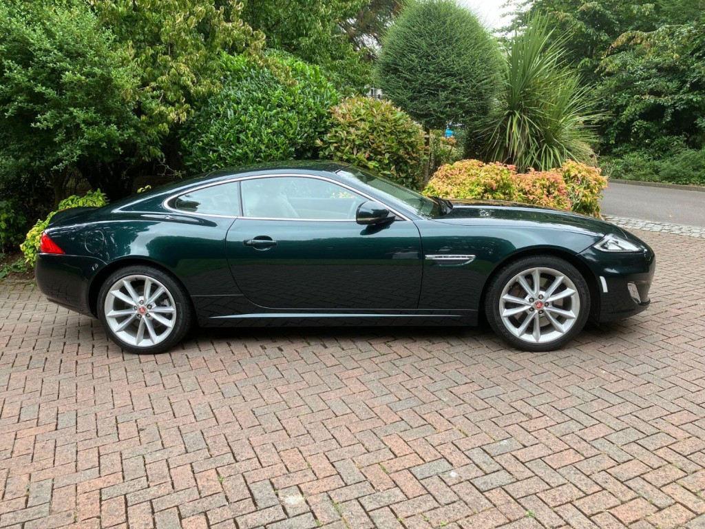View JAGUAR XK 5.0 V8 Portfolio