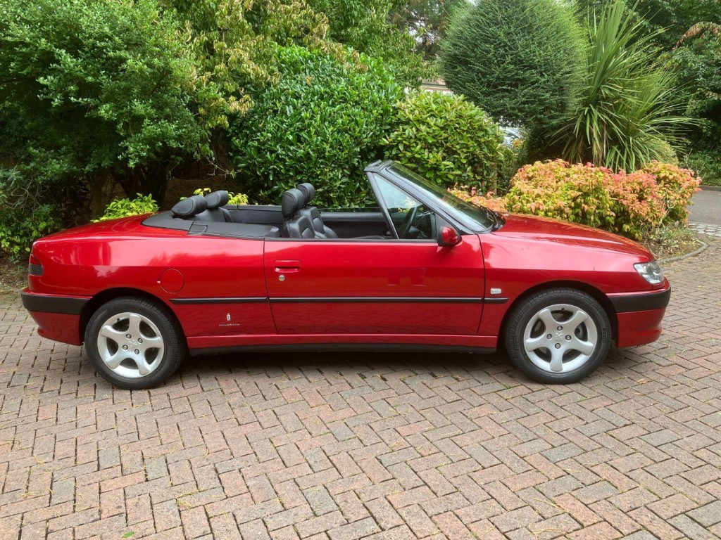 View PEUGEOT 306 2.0